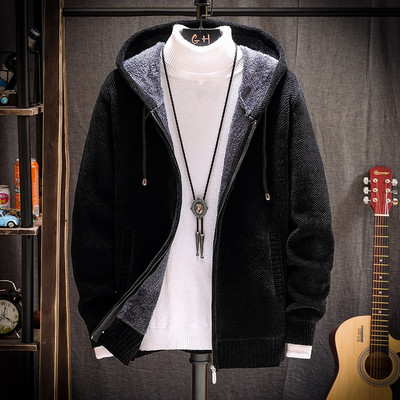 Férfi téli mellény puha béléssel és kapucnival