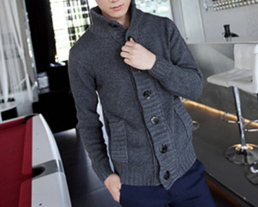 Férfi alkalmi mellény magas gallérral és gombokkal