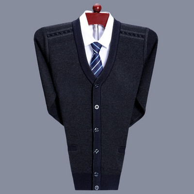 Aktuális férfi mellény gombokkal és spitz nyakkivágással