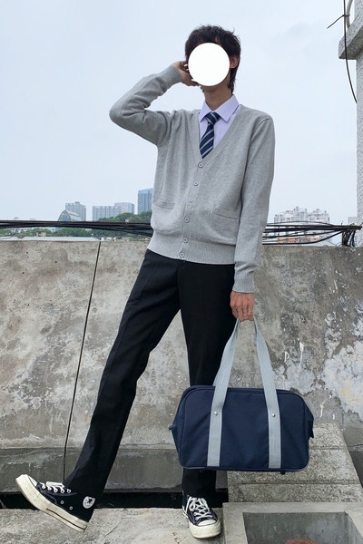 Ανδρική καθημερινή μοντέρνα  ζακέτα casual με τσέπες και ντεκολτέ