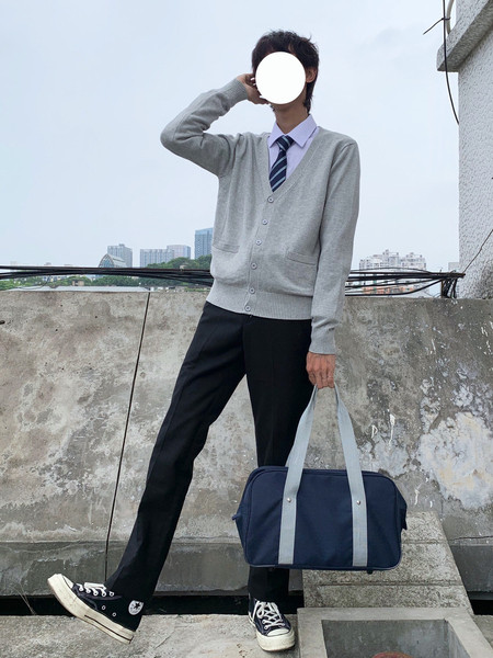 Ανδρική καθημερινή μοντέρνα  ζακέτα casual με τσέπες και ντεκολτέ