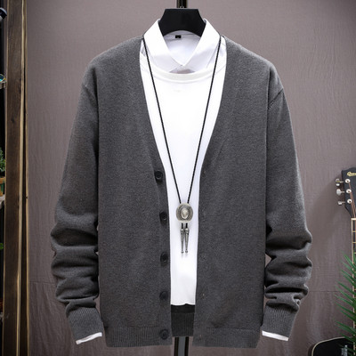 Alkalmi férfi kardigán gombokkal - vékony kötés