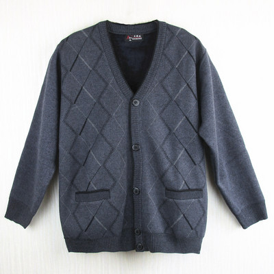 Alkalmi férfi mellény zsebekkel és gombokkal