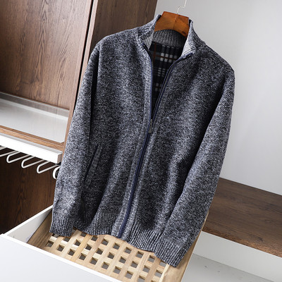 Vesta de iarna pentru barbati cu fermoar si guler inalt