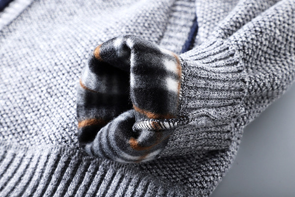 Vesta de iarna pentru barbati cu fermoar si guler inalt