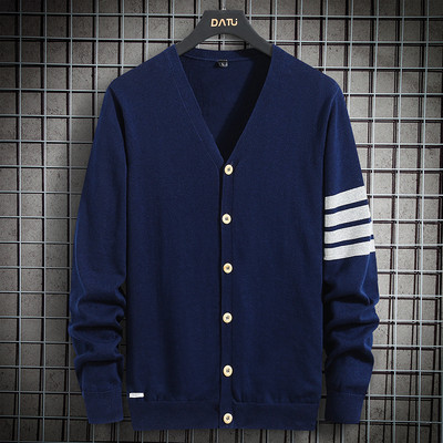 Új modell kötött férfi kardigán spitz nyakkivágással