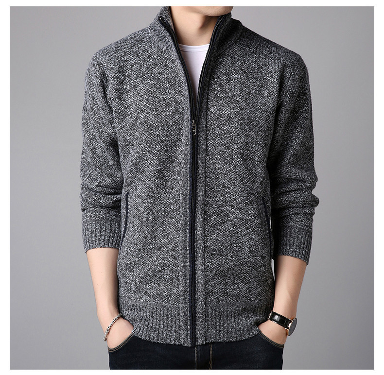 Šiuolaikinė vyriška megzta liemenė aukšta apykakle ir minkštu pamušalu