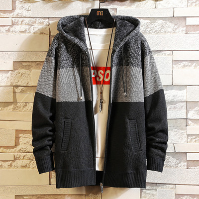 Férfi mellény kapucnival és puha béléssel