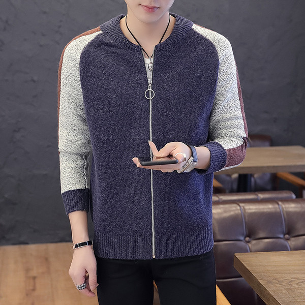 Novi model muškog prsluka sa okruglim izrezom i patentnim zatvaračem