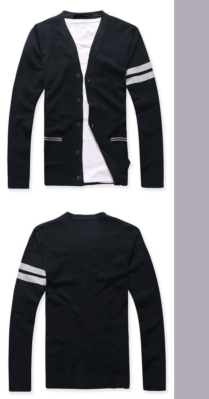 Testre szabott férfi mellény gombokkal és zsebekkel