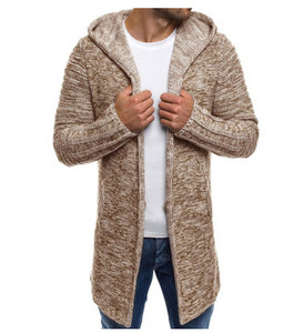 Kötött hosszú kardigán kapucnival