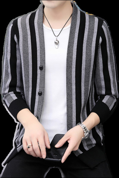 Csíkos férfi mellény gombokkal és V-nyakkal