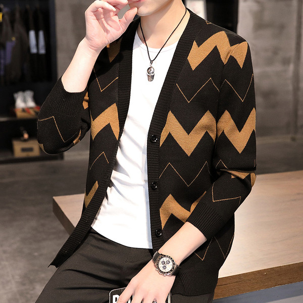 Modern férfi mellény spitz nyakkivágással és gombokkal