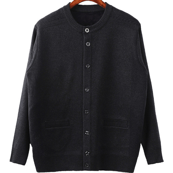 Új modell kötött mellény kerek nyakkivágással és gombokkal