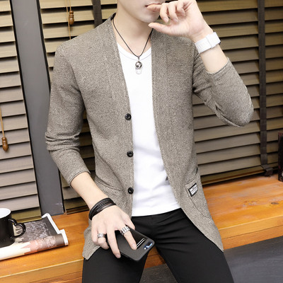 Muški kardigan s gumbima od tankog pletiva i špic izrezom