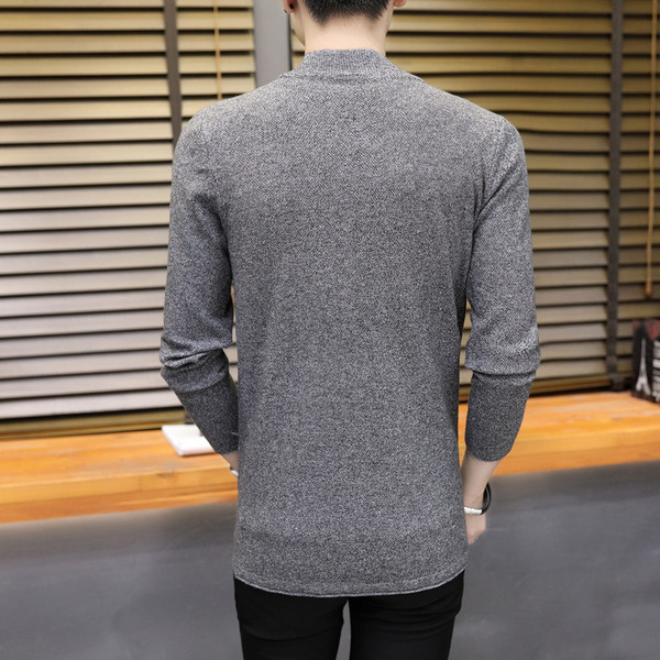 Muški kardigan s gumbima od tankog pletiva i špic izrezom