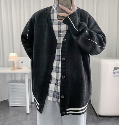 Férfi kötött kardigán széles modell gombokkal