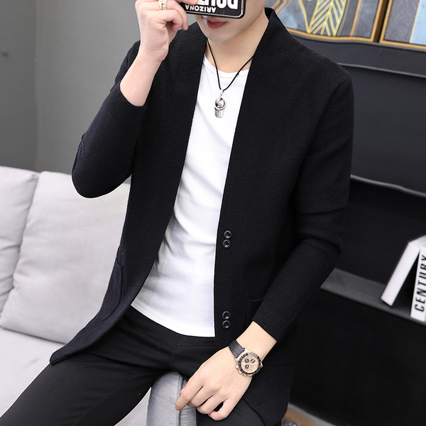 Aktuális férfi mellény gombokkal és zsebekkel