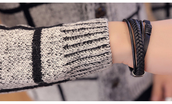 Kötött kockás kardigán gombokkal és sálgallérral