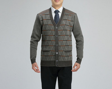 Alkalmi férfi mellény spitz nyakkivágással, több színben