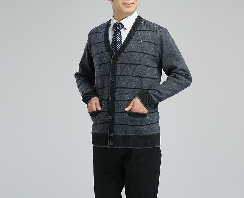 Alkalmi férfi mellény spitz nyakkivágással, több színben