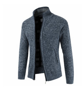 Férfi téli mellény cipzárral és póló magas gallérral