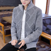 Férfi kötött mellény magas gallérral és cipzárral