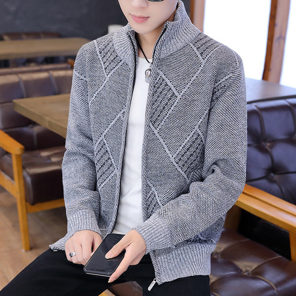 Férfi kötött mellény magas gallérral és cipzárral