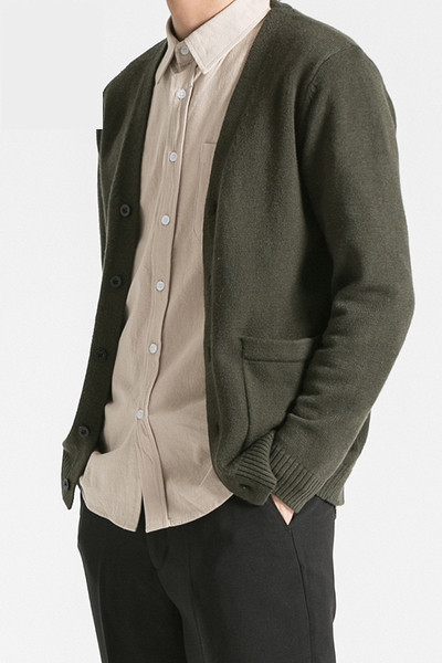 Modern férfi mellény több színben zsebekkel