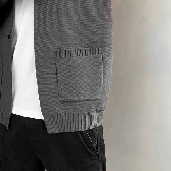 Lezser férfi kardigán gombokkal, két színben