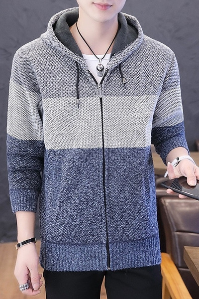Férfi kötött kardigán cipzárral és kapucnival
