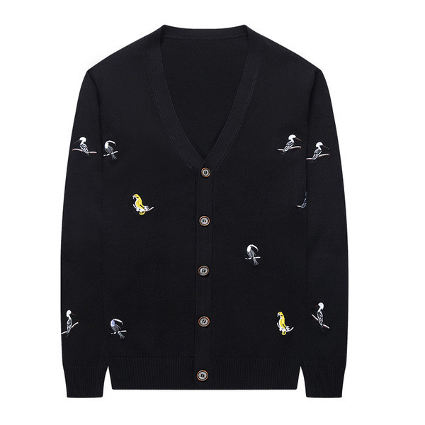 Vékony kötésből készült férfi kardigán hímzéssel - különböző modellek