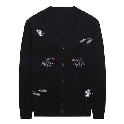 Kötött férfi kardigán hímzéssel és gombokkal