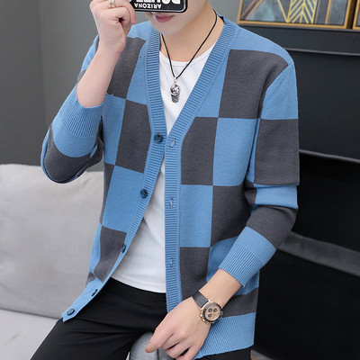 Alkalmi férfi kockás kardigán gombokkal