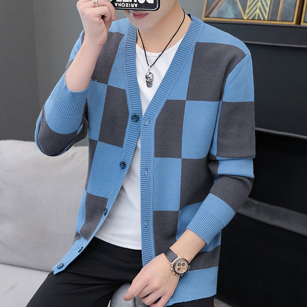 Alkalmi férfi kockás kardigán gombokkal
