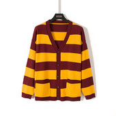 Tavaszi-őszi mellény spitz nyakkivágással és zsebekkel