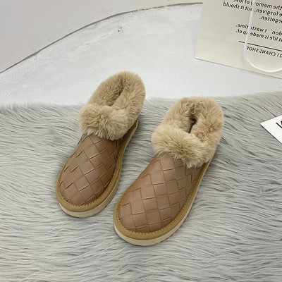 Őszi-téli női cipő műbőrből pehelyes