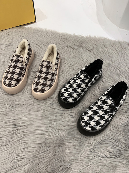 Alkalmi női cipő lapos talppal