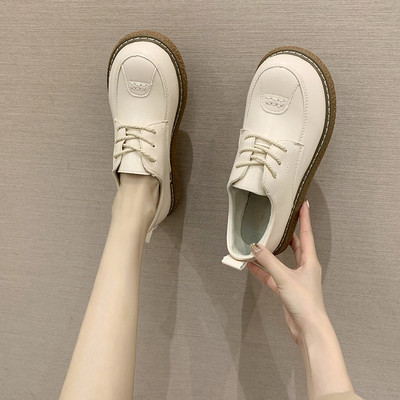 Novi model ženskih kožnih cipela sa vezicama i ravnim đonom