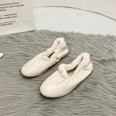 Aktualne ženske cipele od umjetne kože sa perom