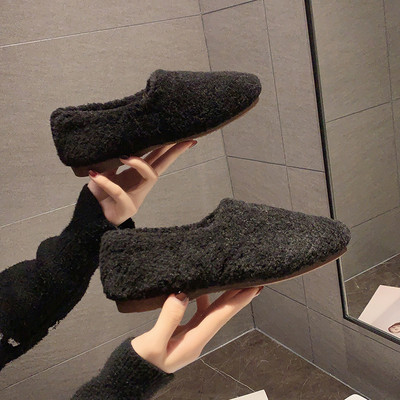 Καθημερινά γυναικεία παπούτσια με επίπεδη σόλα