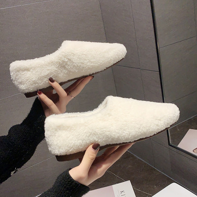 Καθημερινά γυναικεία παπούτσια με επίπεδη σόλα