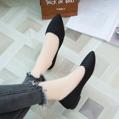 Modern női hegyes cipő lapos talppal több színben