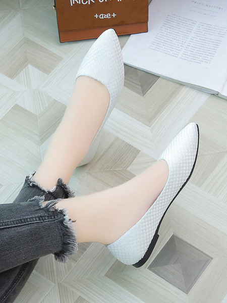 Modern női hegyes cipő lapos talppal több színben