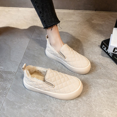 Alkalmi női cipő műbőr pehelytal, lapos talppal