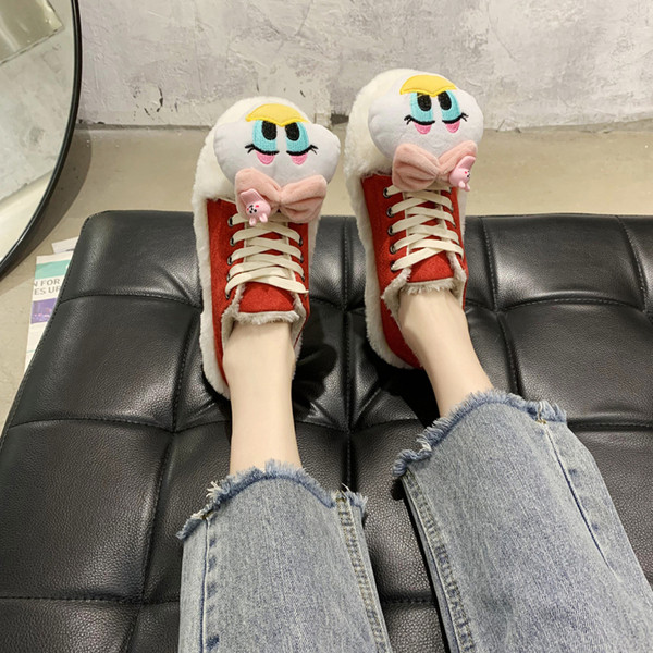 Női alkalmi cipő 3D elemmel