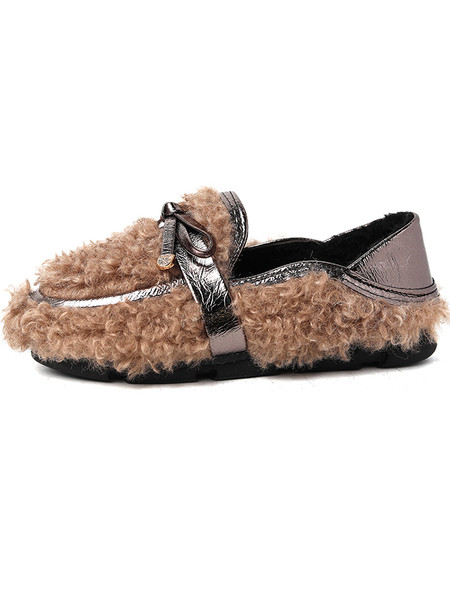 Női pehelycipő szalaggal és lapos talppal