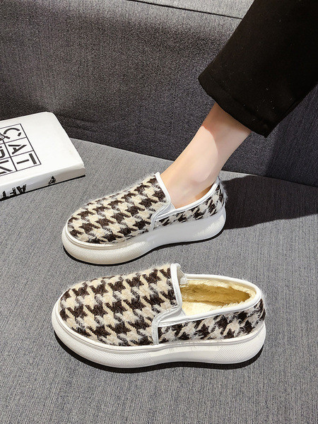 Alkalmi női kockás cipő magas talppal