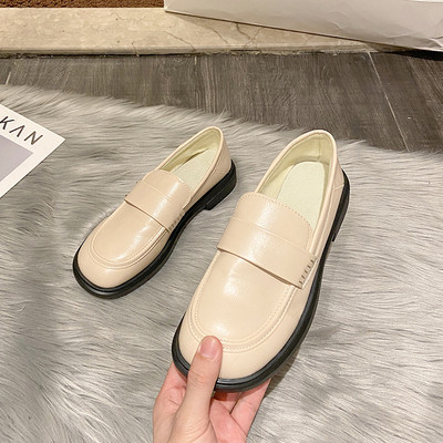 Casual γυναικεία παπούτσια στρογγυλεμένο μοντέλο κατασκευασμένο από έκο δέρμα με επίπεδη σόλα