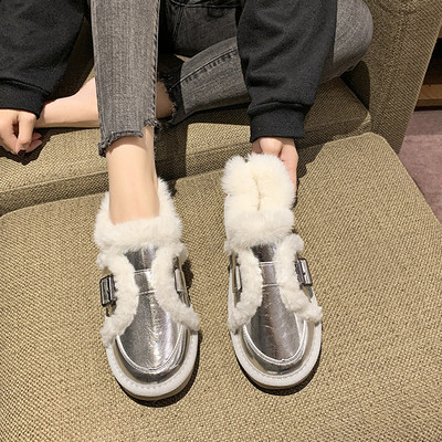 Női alkalmi cipő új modellje, pehely és lapos talppal